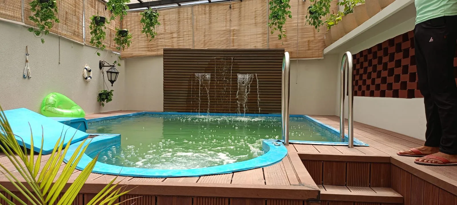 Rooftop & Terrace Swimming Pool Manufacturer in India